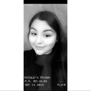 Meet your Posher, Nicole